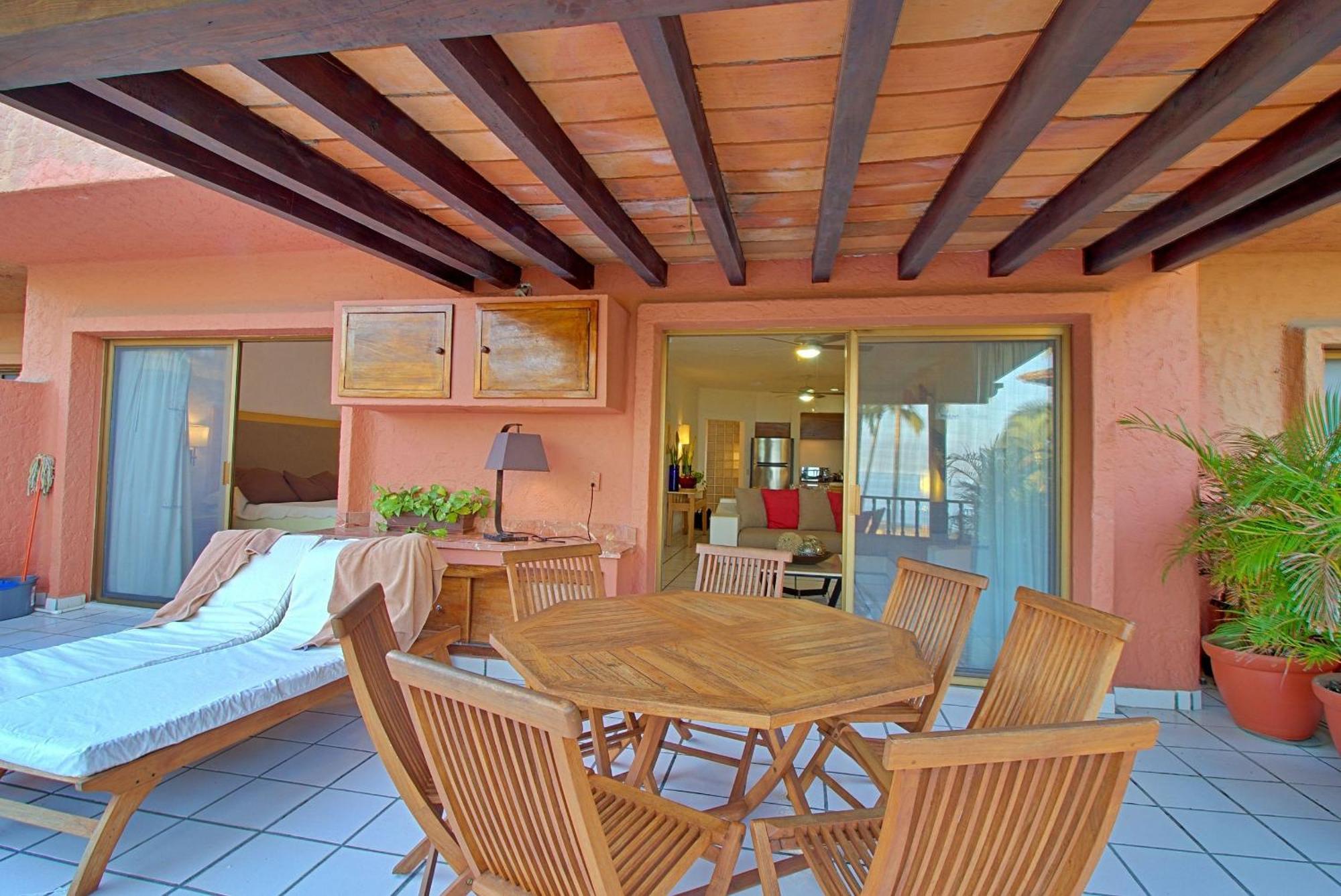Hermoso Alojamiento En Los Tules, Frente Al Mar En Medio De Hermosos Jardines, Es Unico!!! 巴亞爾塔港 外观 照片